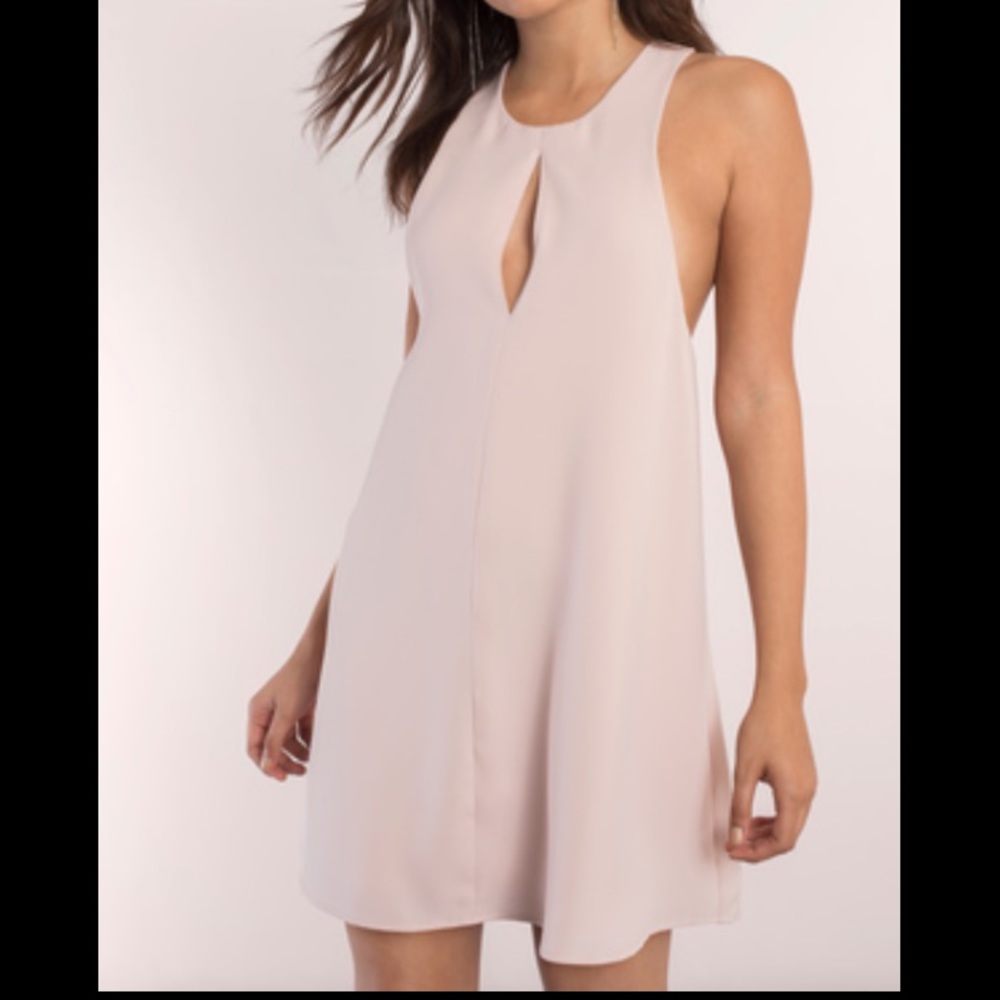 Winslet Keyhole Swing Dress in Nude/Mauve